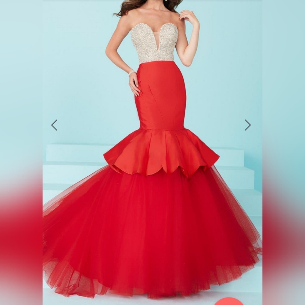 Tiffany Champagne strapless rhinestone embellished red mermaid prom gown 16 - Picture 4 of 7